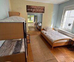 Großes Ferienhaus für Monteure & Teams – 9 Betten, Küche, Waschraum, Garten, Parkplatz