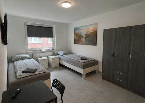 Monteurzimmer in Köln mit 2 Einzelbetten und eigenem Bad - 2/2